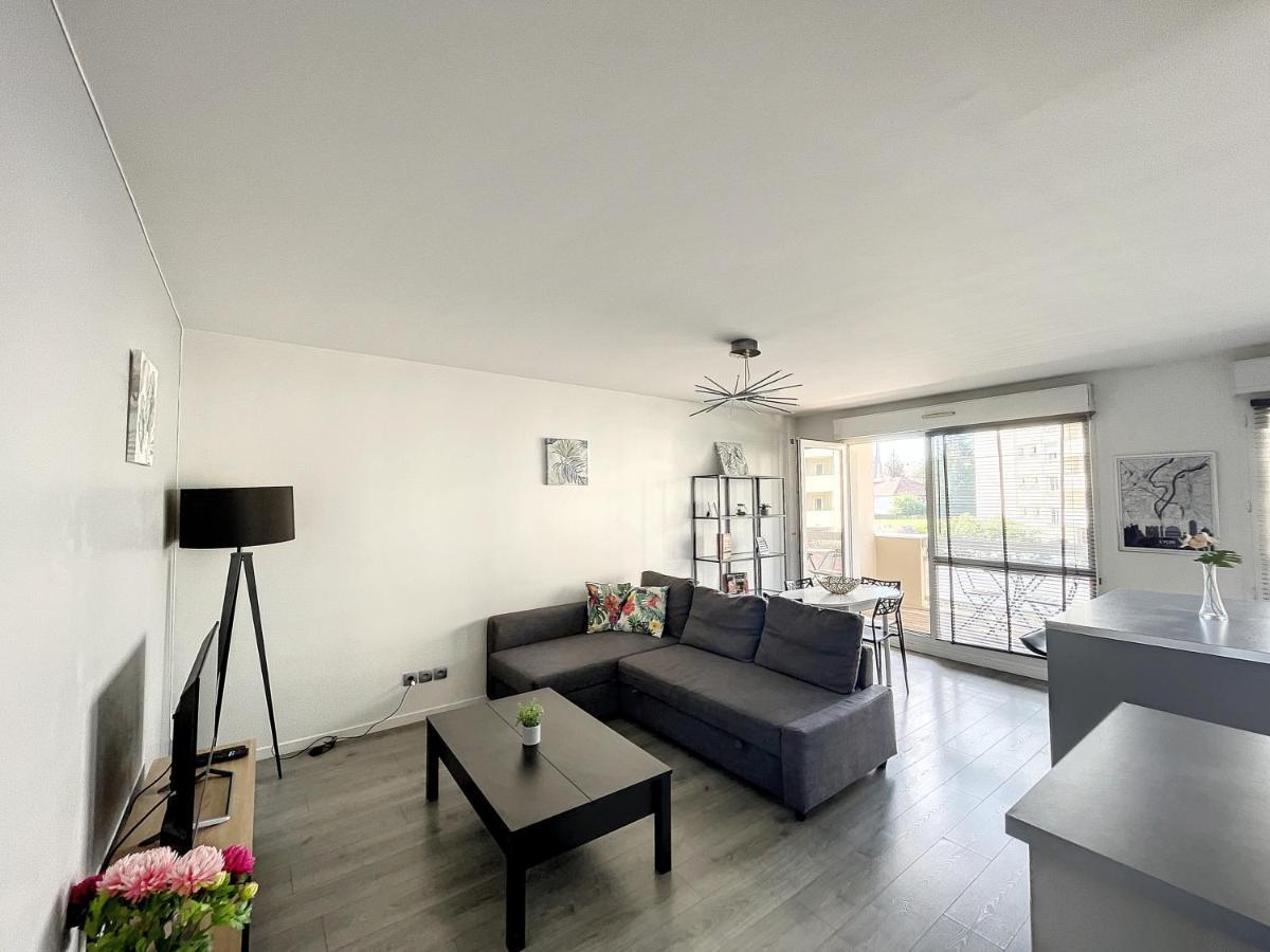 City & Cosy, Lyon Charcot- Wifi - Lave Linge - Balcon - Parking Esterno foto