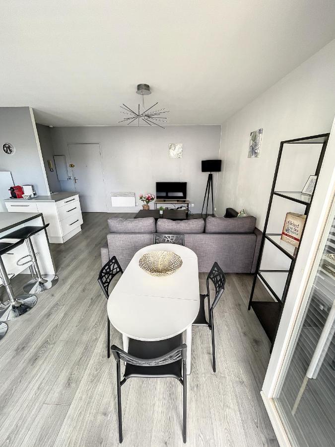 City & Cosy, Lyon Charcot- Wifi - Lave Linge - Balcon - Parking Esterno foto