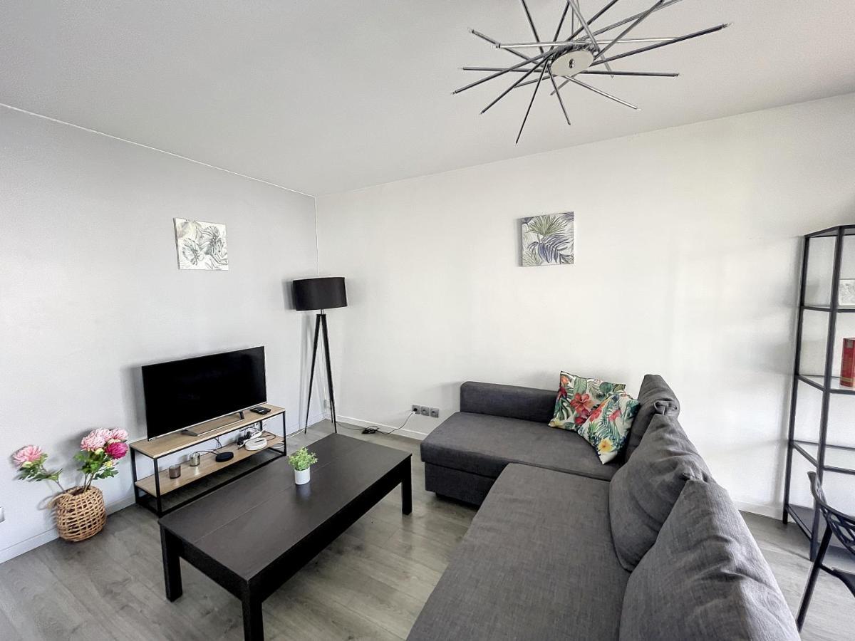 City & Cosy, Lyon Charcot- Wifi - Lave Linge - Balcon - Parking Esterno foto