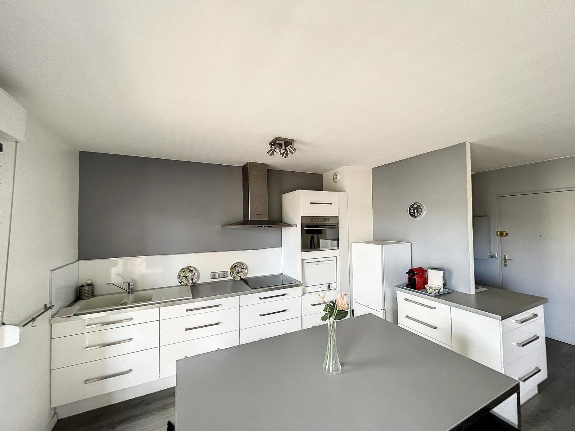 City & Cosy, Lyon Charcot- Wifi - Lave Linge - Balcon - Parking Esterno foto