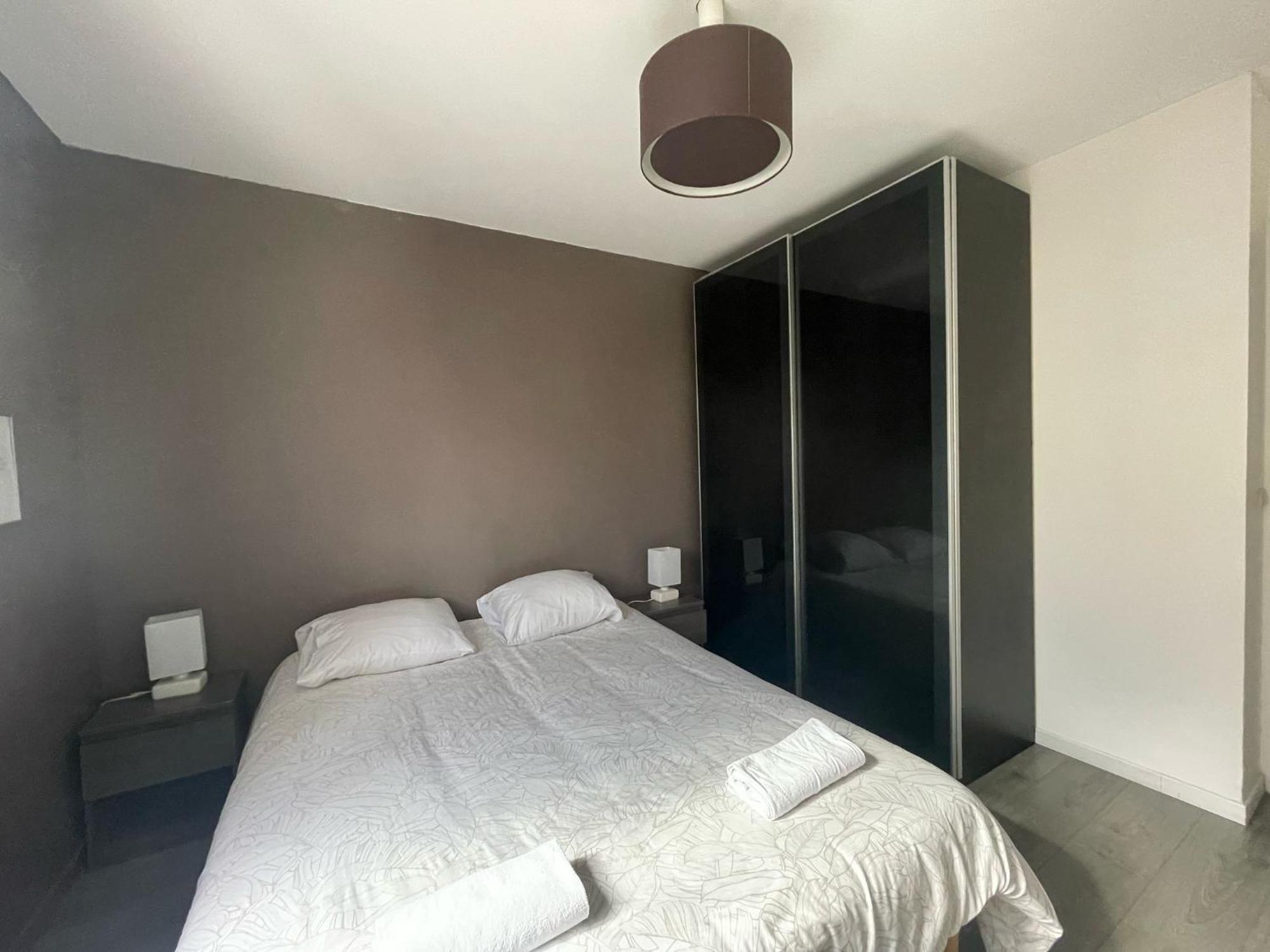 City & Cosy, Lyon Charcot- Wifi - Lave Linge - Balcon - Parking Esterno foto