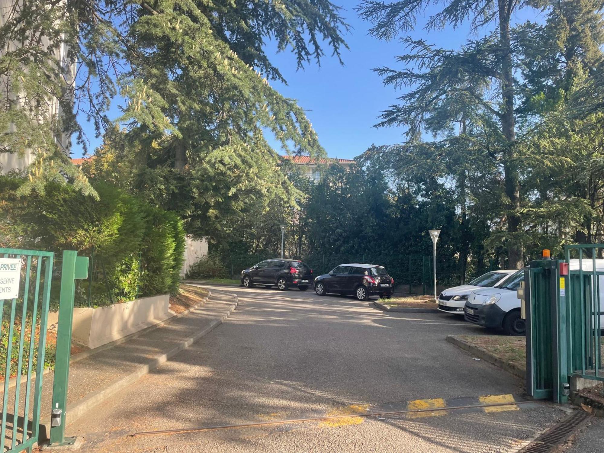 City & Cosy, Lyon Charcot- Wifi - Lave Linge - Balcon - Parking Esterno foto