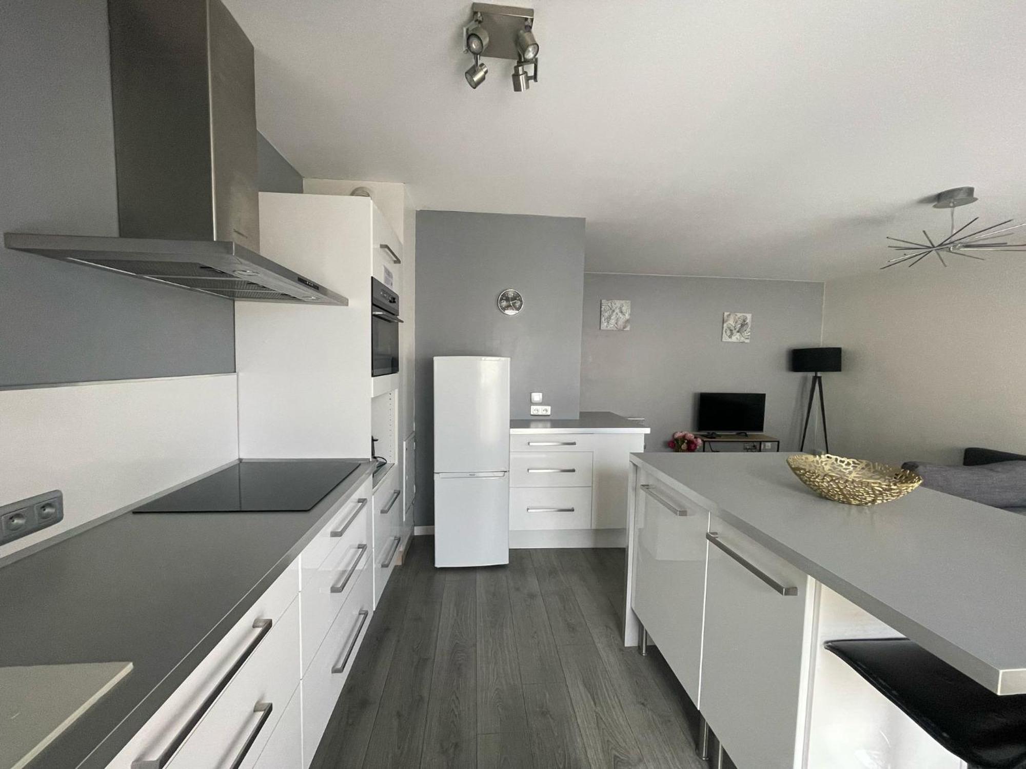 City & Cosy, Lyon Charcot- Wifi - Lave Linge - Balcon - Parking Esterno foto